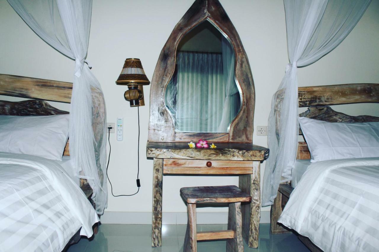 Bamboo Bali Hill Bungalows 아메드 외부 사진
