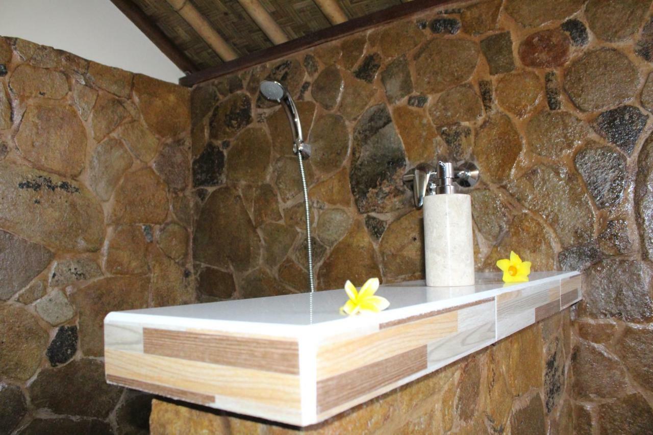 Bamboo Bali Hill Bungalows 아메드 외부 사진