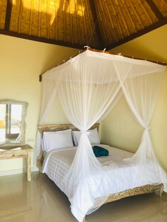 Bamboo Bali Hill Bungalows 아메드 외부 사진