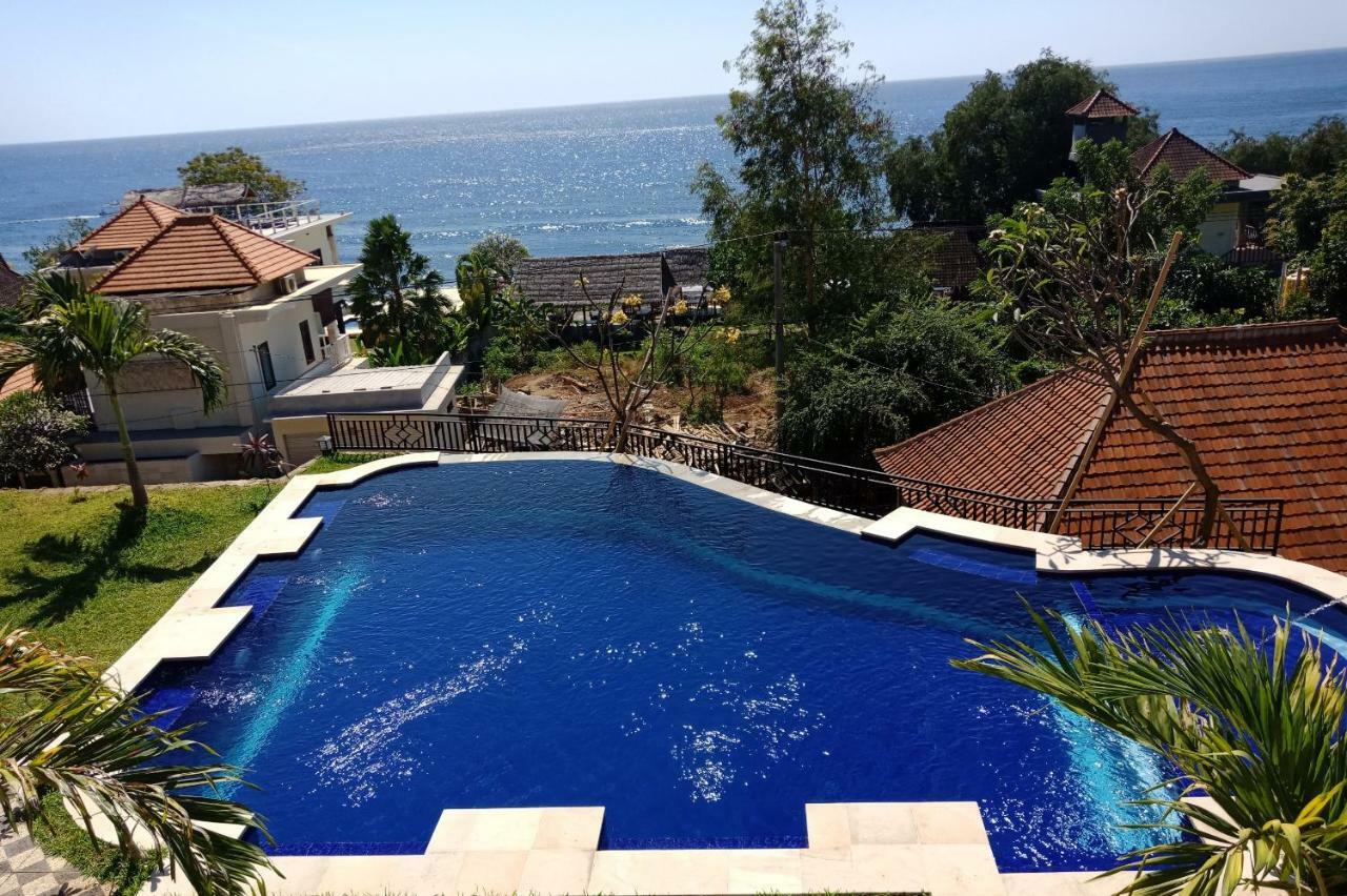 Bamboo Bali Hill Bungalows 아메드 외부 사진