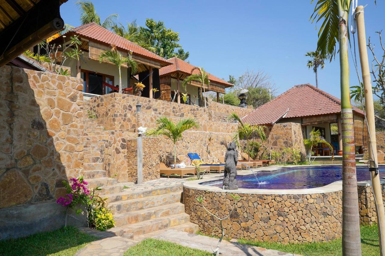 Bamboo Bali Hill Bungalows 아메드 외부 사진