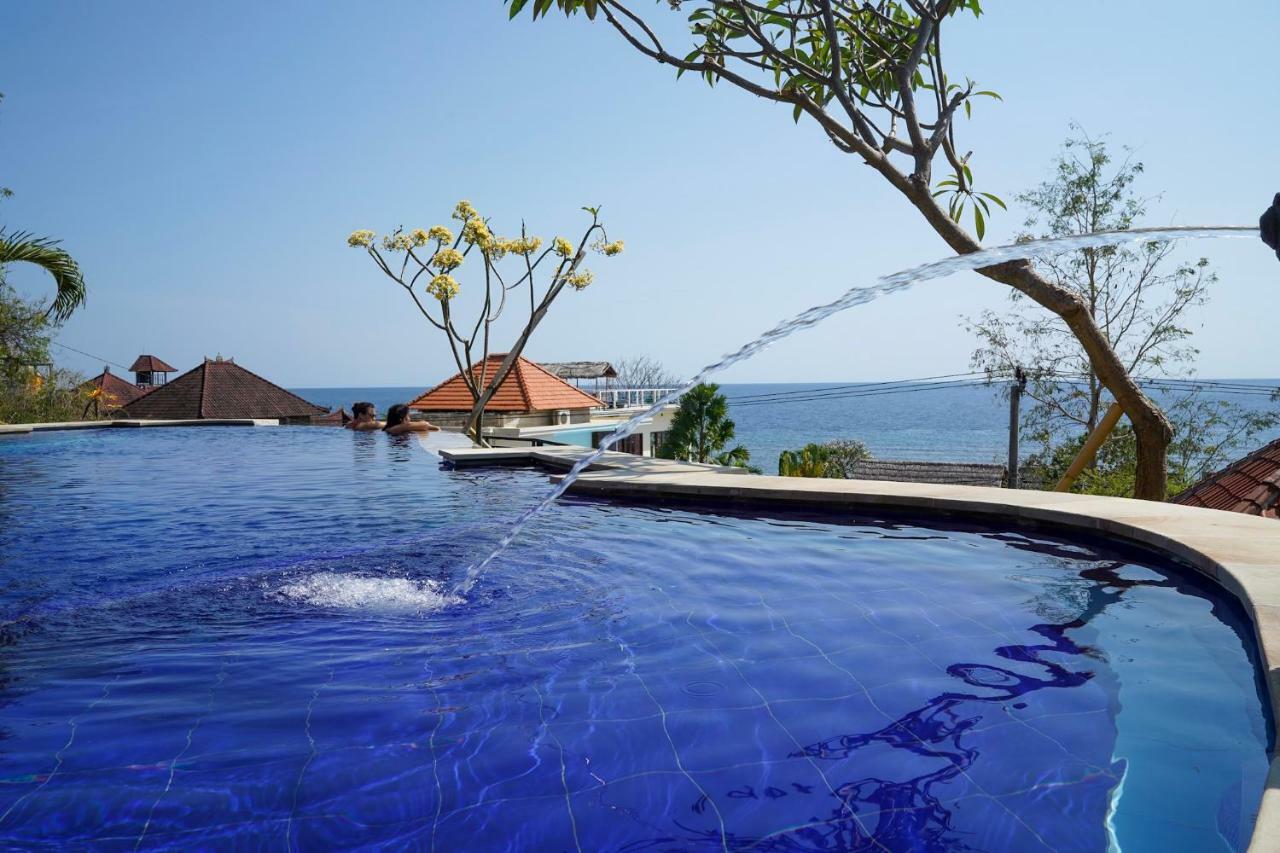 Bamboo Bali Hill Bungalows 아메드 외부 사진