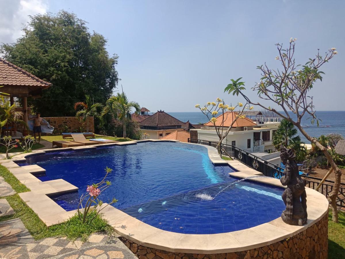 Bamboo Bali Hill Bungalows 아메드 외부 사진