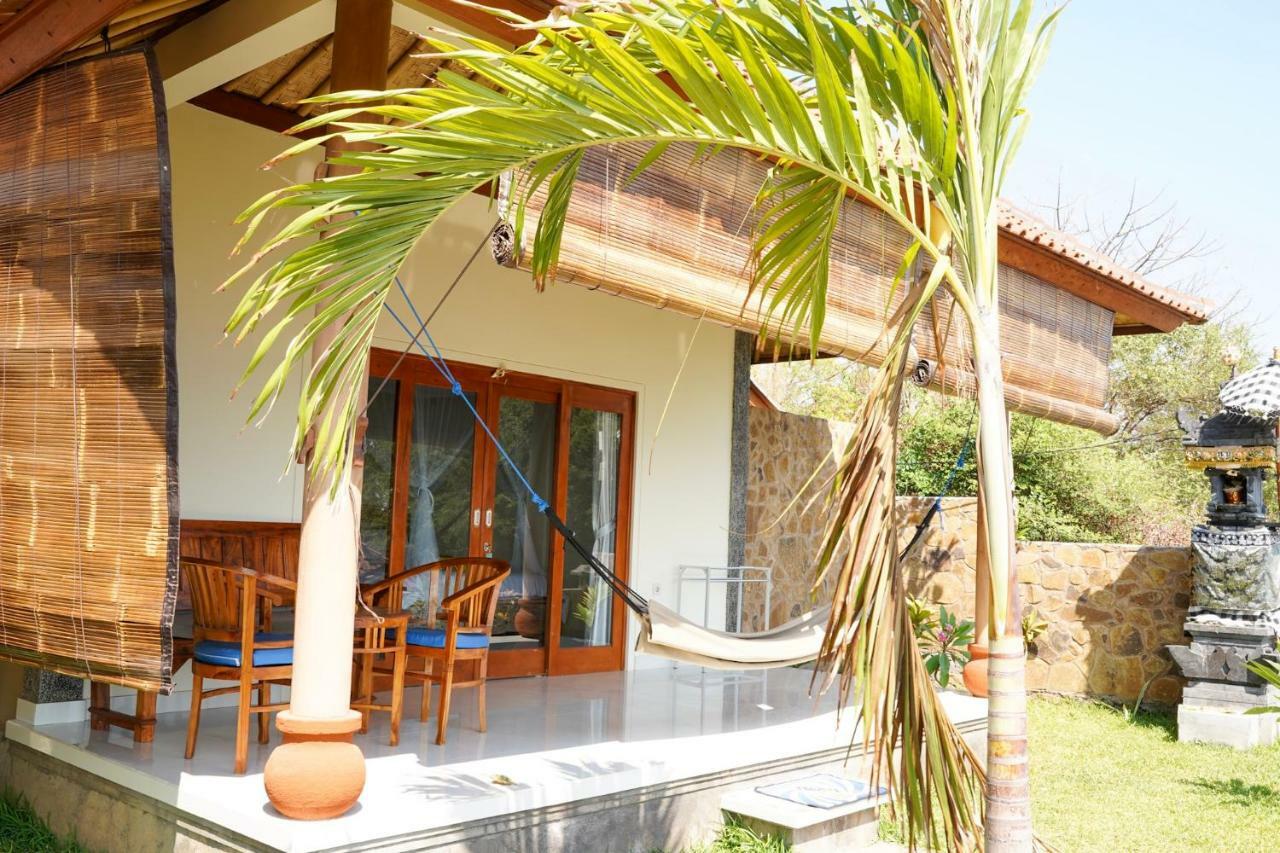 Bamboo Bali Hill Bungalows 아메드 외부 사진